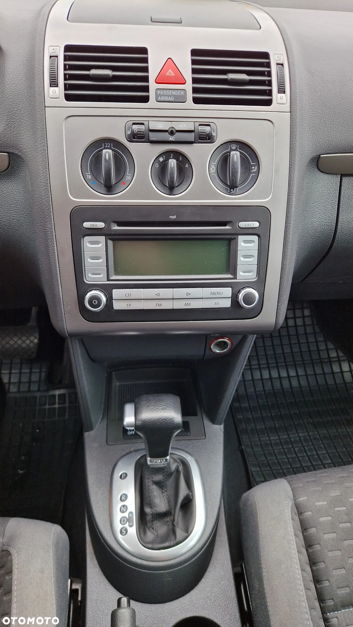 Volkswagen Touran 1.4 TSI Trendline DSG - 5