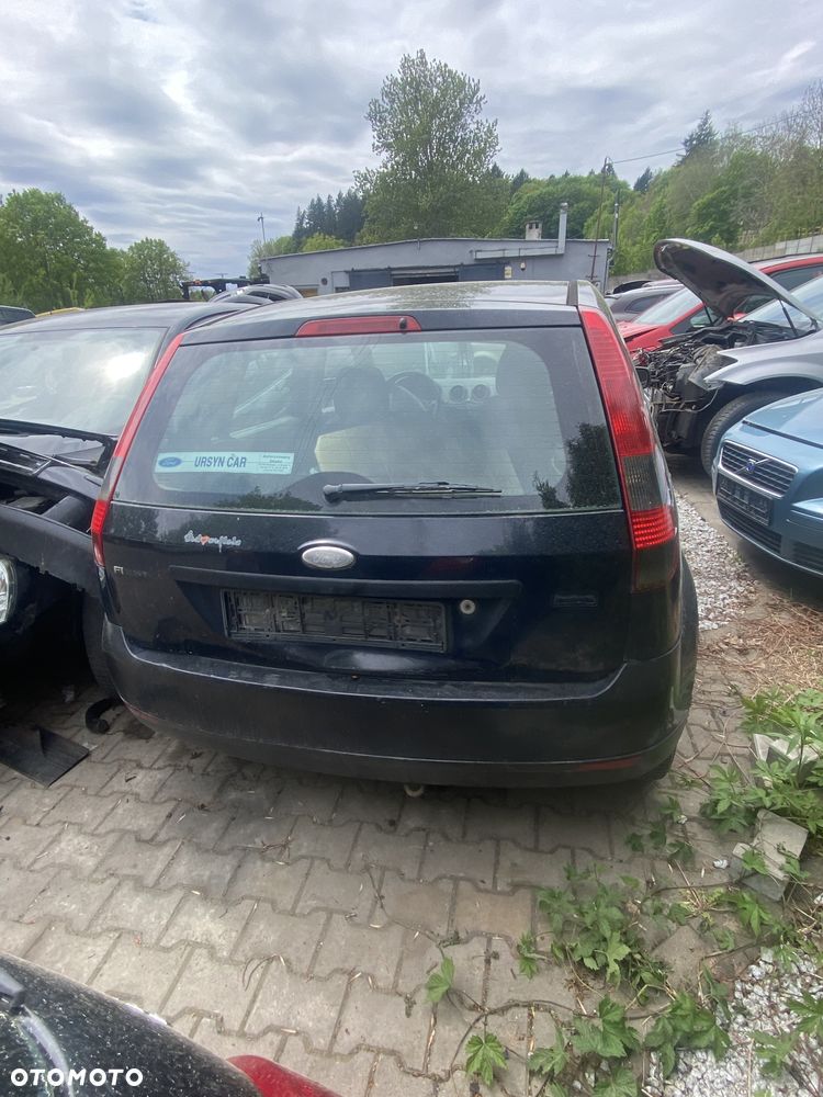 Ford Fiesta na częsci - 2