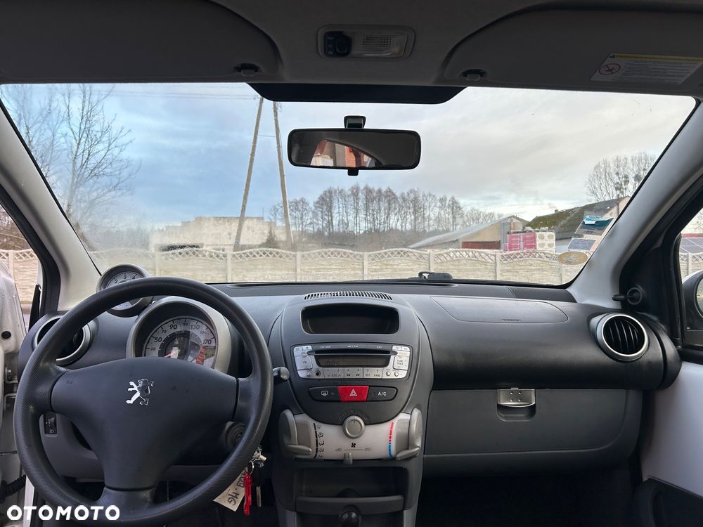 Peugeot 107 1.4 HDI Trendy - 17