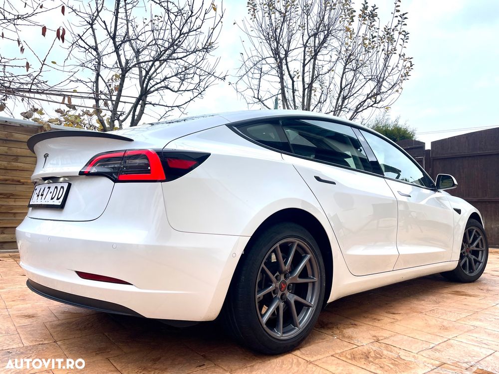 Tesla Model 3 Standard - 4