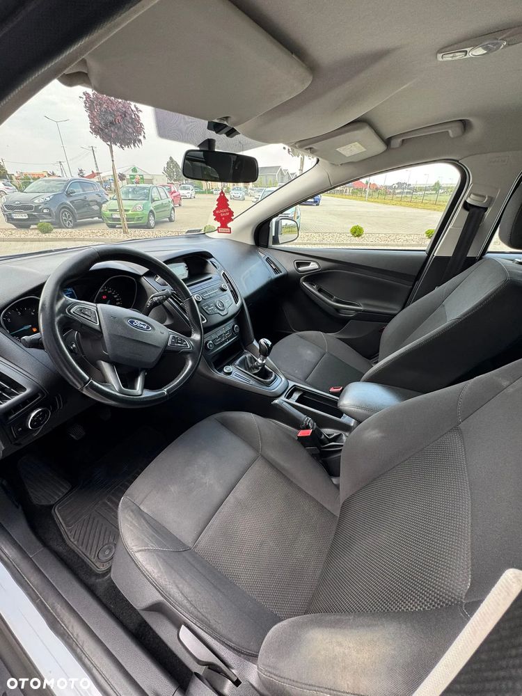 Ford Focus 1.5 TDCi Trend - 6
