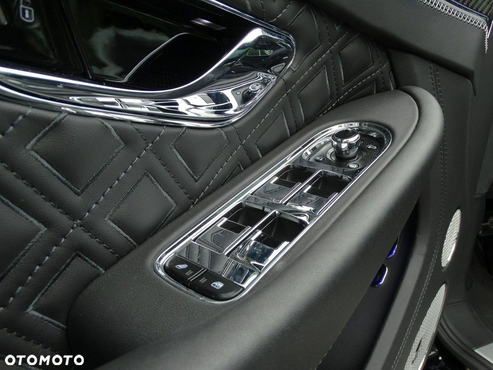 Bentley Continental GT New V8 - 25