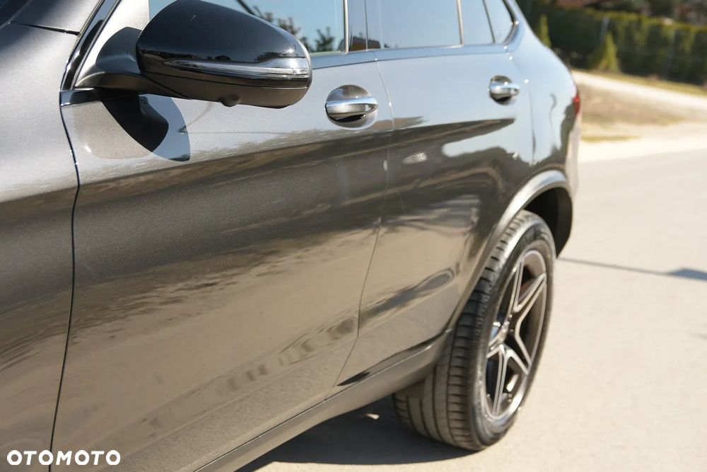 Mercedes-Benz GLC 220 d 4Matic 9G-TRONIC Exclusive - 16
