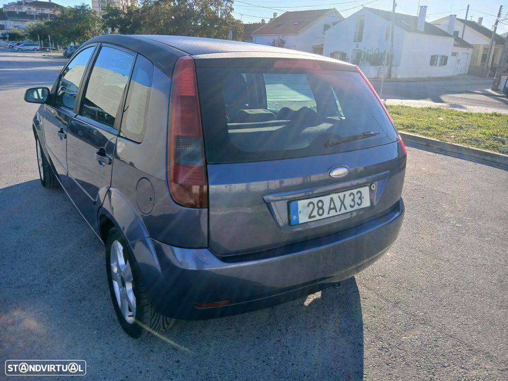 Ford Fiesta 1.25 Ambiente - 16