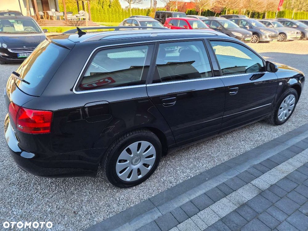 Audi A4 Avant - 10