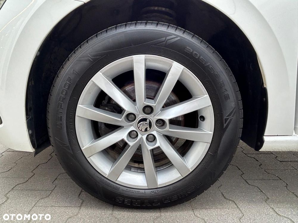 Skoda Scala 1.0 TSI Ambition - 32
