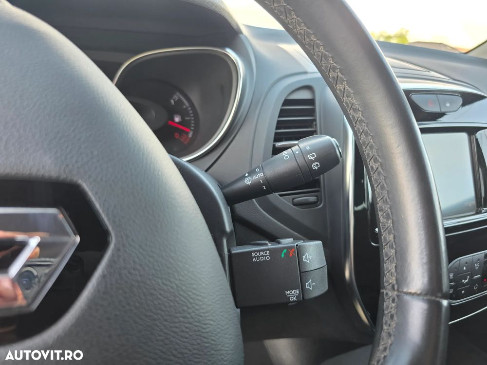Renault Captur (ENERGY) TCe 90 BOSE EDITION - 30