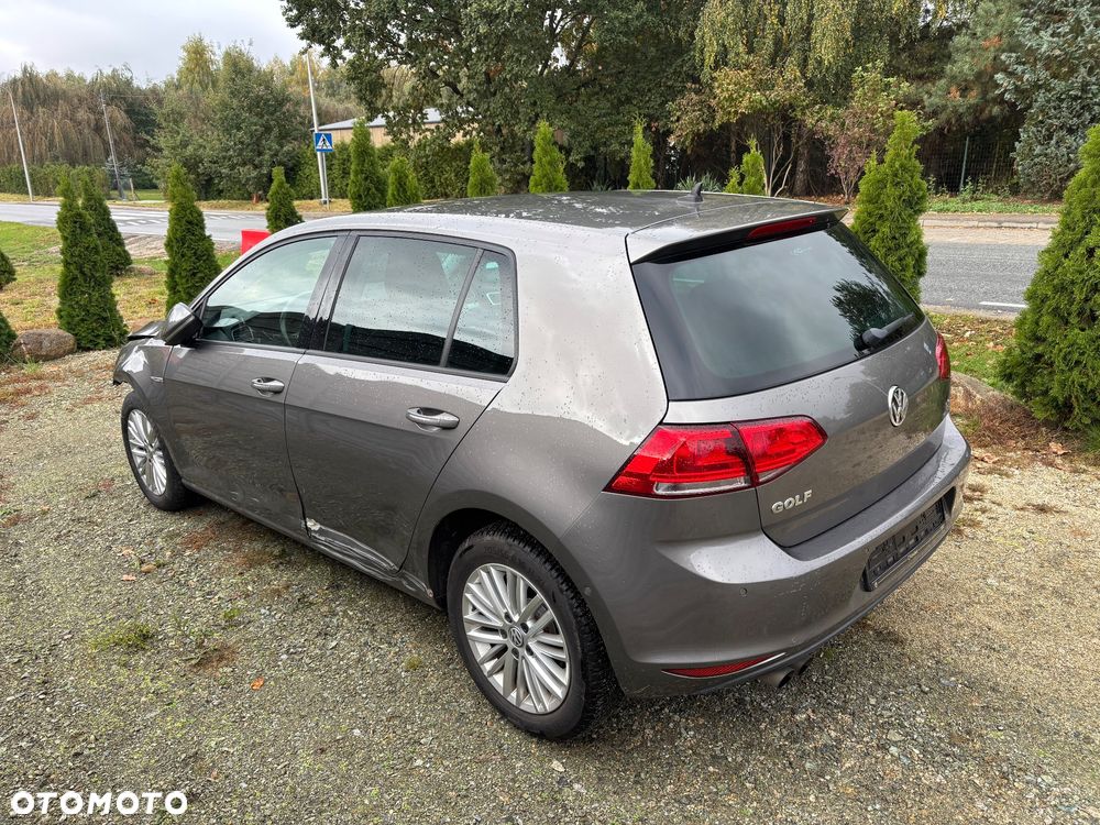 Volkswagen Golf 1.4 TSI BlueMotion Technology Cup - 5