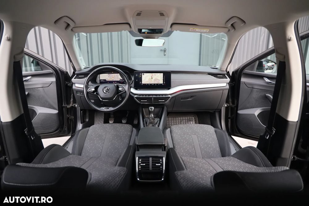 Skoda Octavia Combi 2.0 TDI First Edition - 23