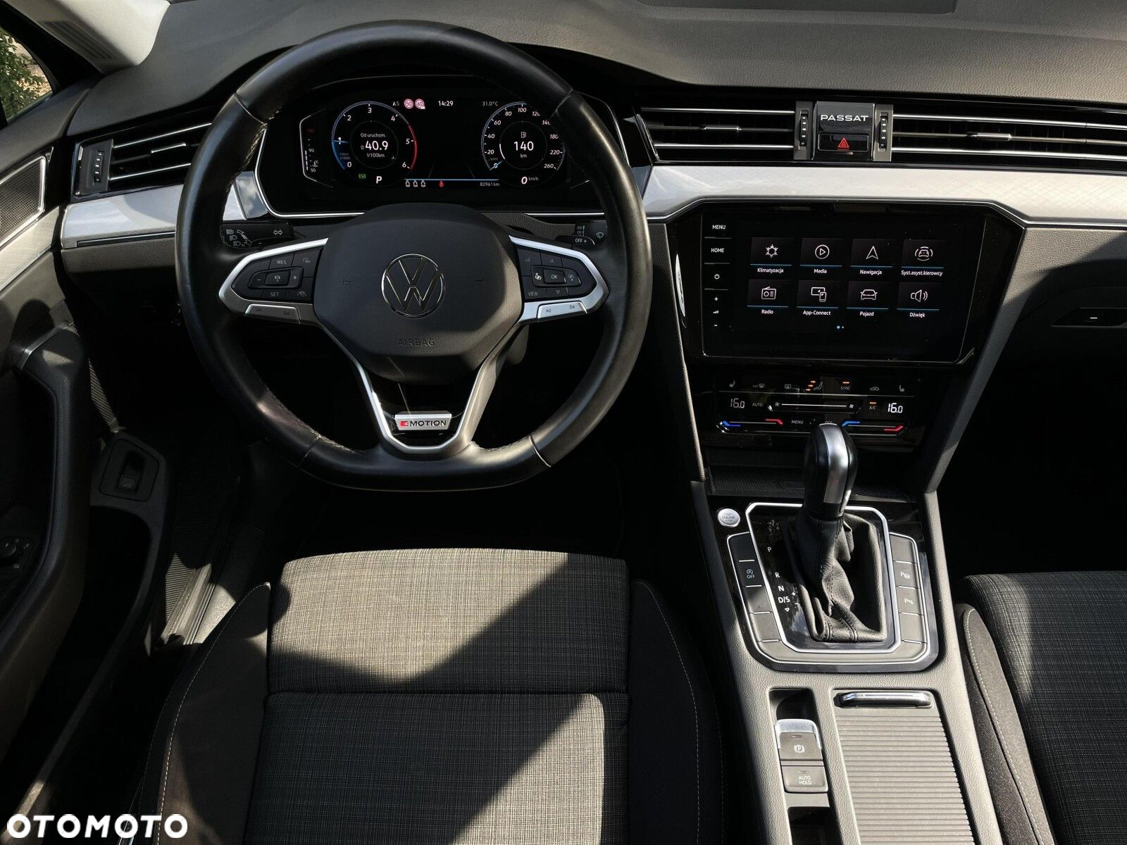 Volkswagen Passat 2.0 TDI Business DSG - 12
