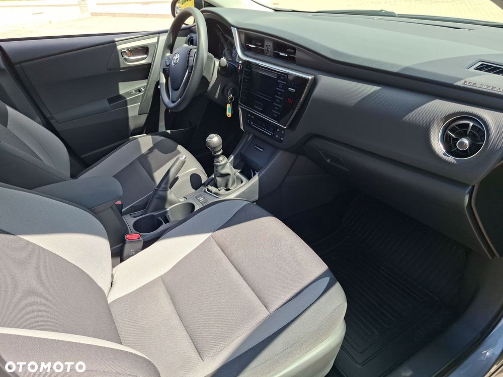 Toyota Auris 1.33 VVT-i Active - 14