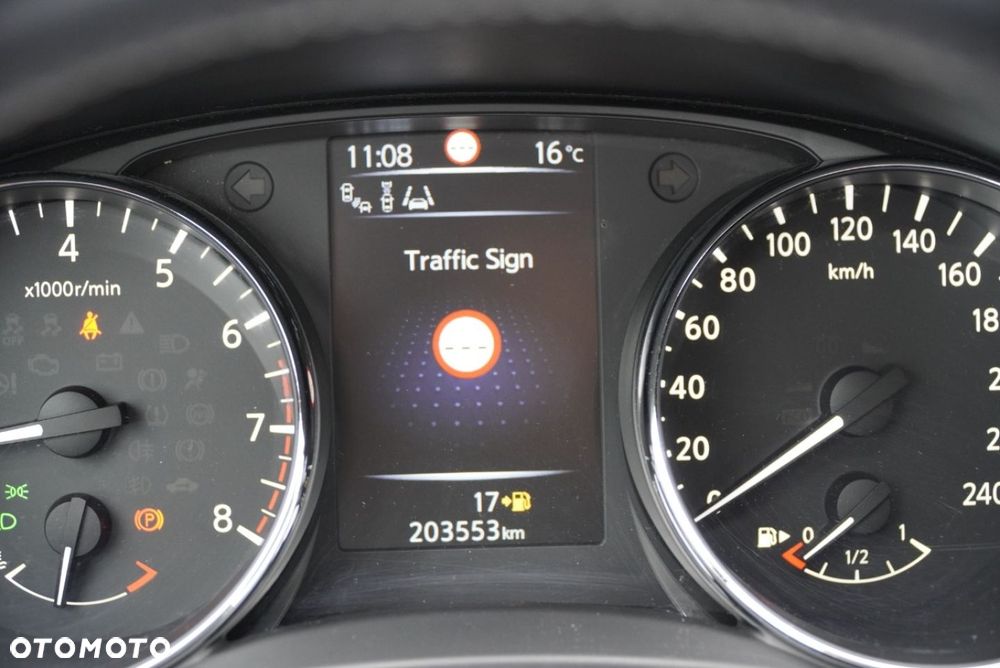 Nissan Qashqai 1.2 DIG-T Tekna EU6 - 17