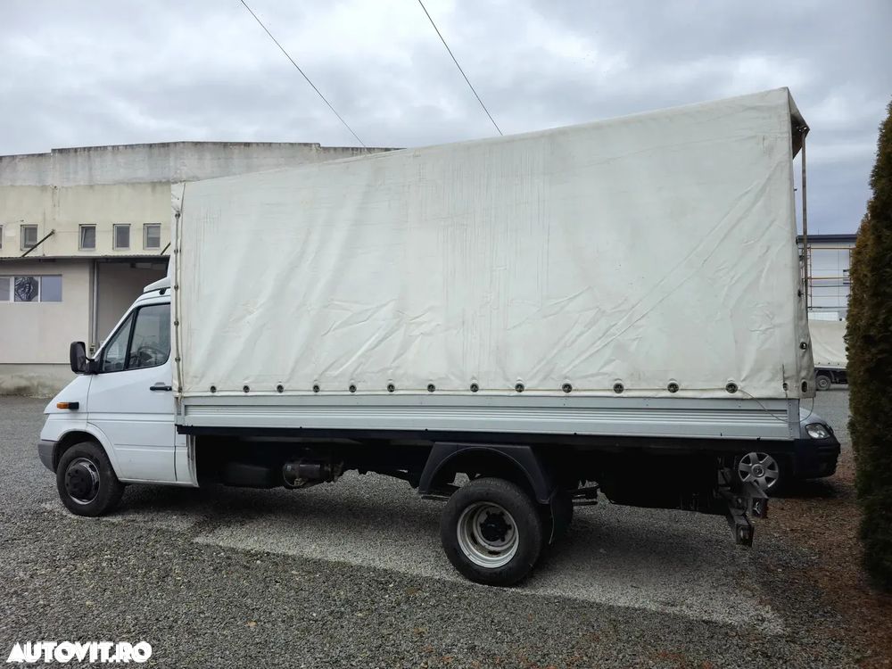 Mercedes-Benz Sprinter - 18