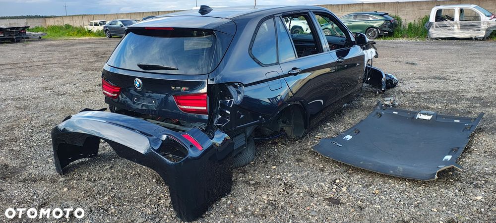 BMW X5 M50D - 7