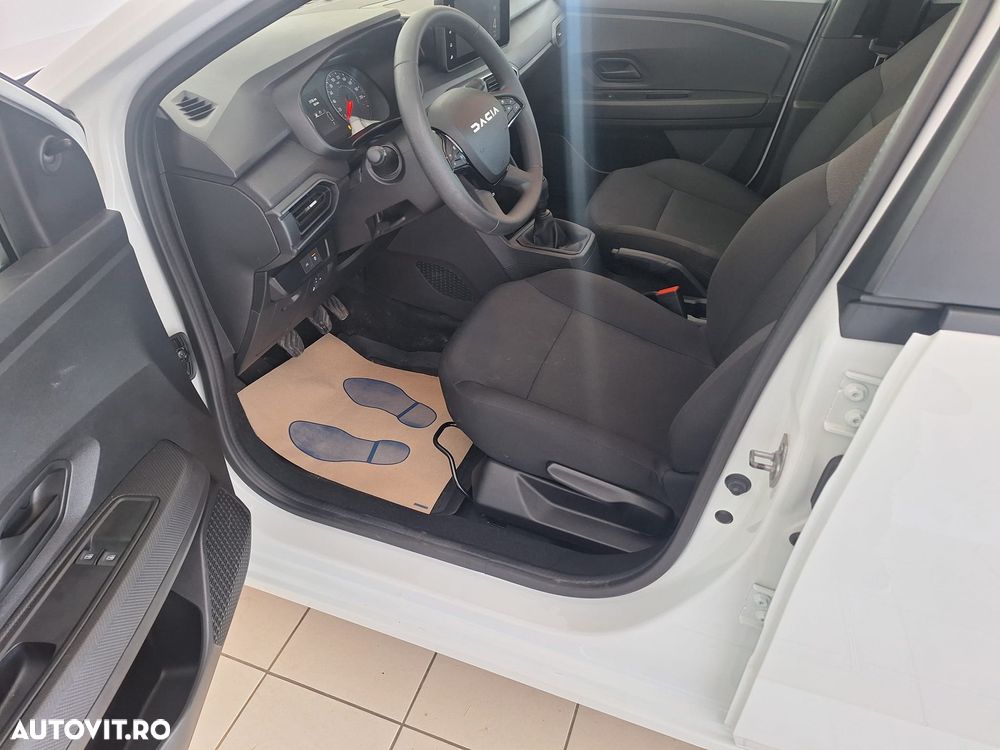 Dacia Logan ECO-G 100 MT5 Essential - 26