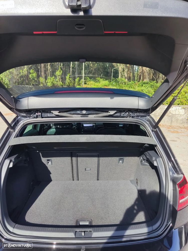 VW Golf 2.0 TDi GTD DSG - 14