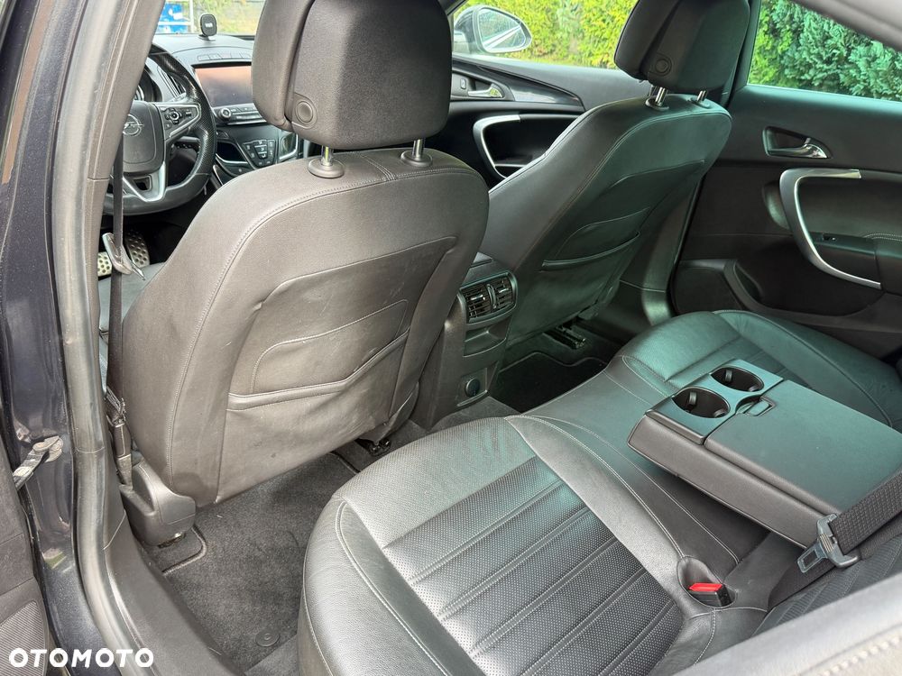 Opel Insignia 2.0 T Cosmo S&S - 26