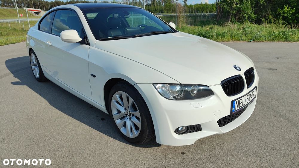 BMW Seria 3 320i Edition Exclusive - 18