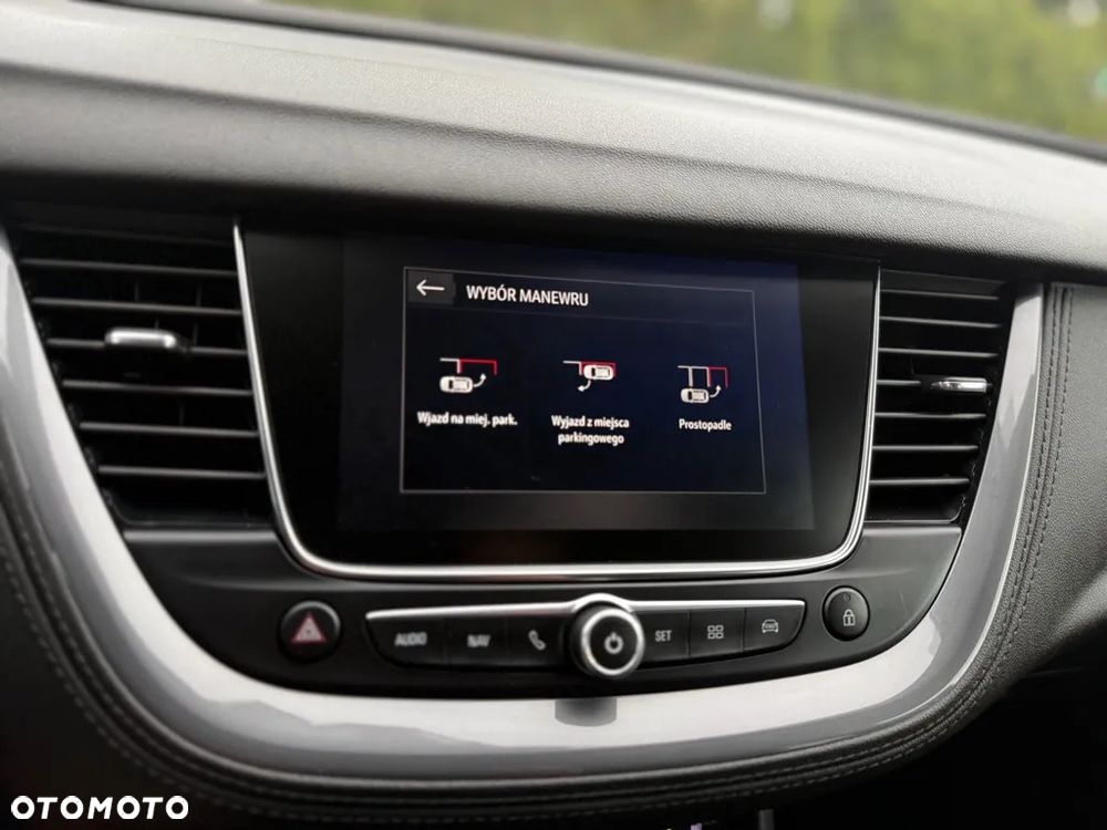 Opel Grandland X 1.6 T Ultimate S&S - 24
