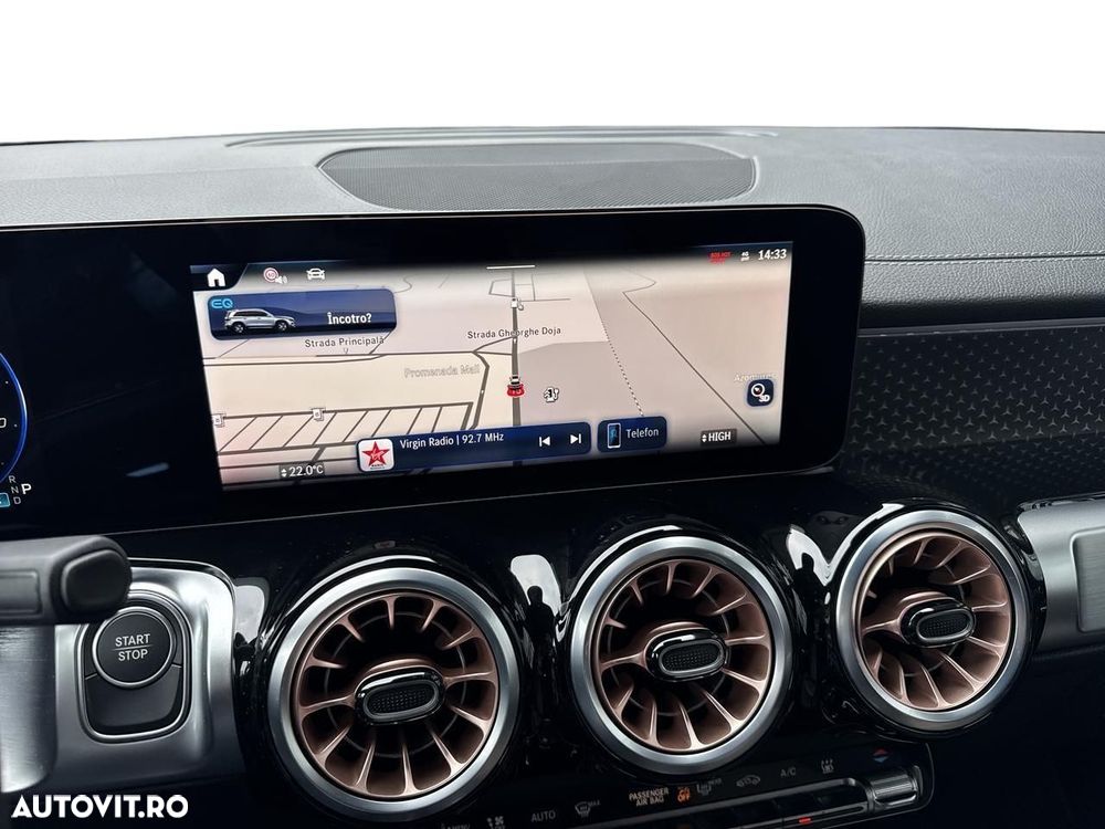 Mercedes-Benz EQB 300 4MATIC - 14