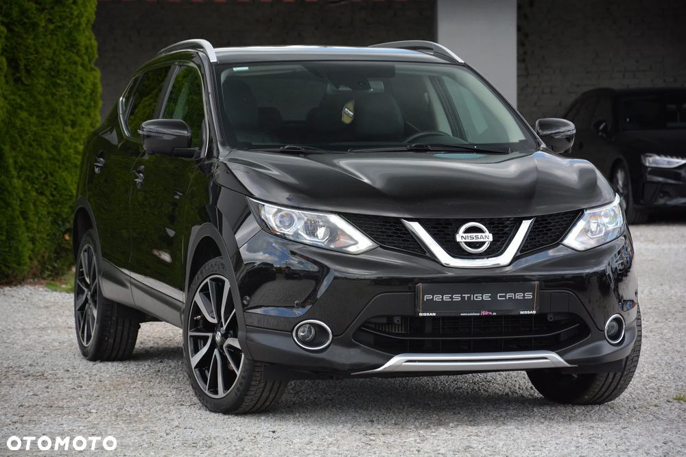 Nissan Qashqai 1.6 DIG-T Tekna - 1