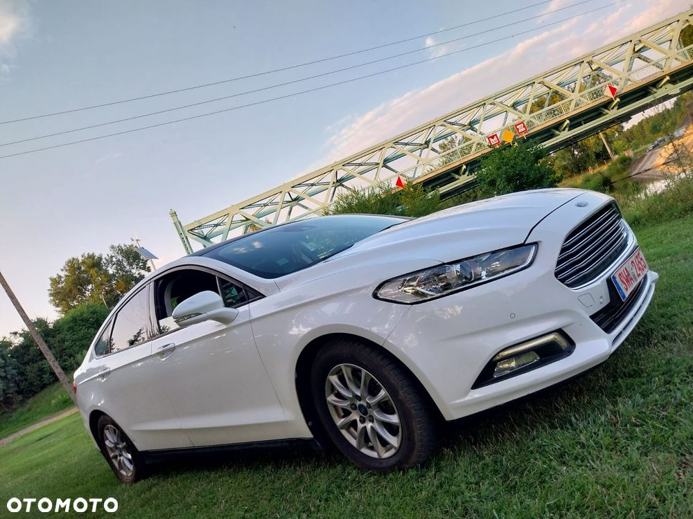 Ford Mondeo 1.5 TDCi ECOnetic Start-Stopp Titanium - 8