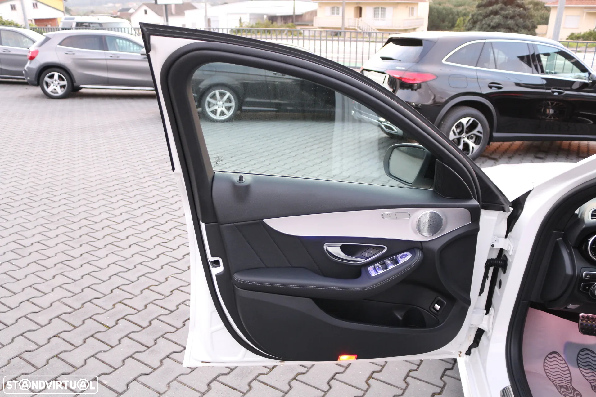 Mercedes-Benz C 300 de AMG Line - 38