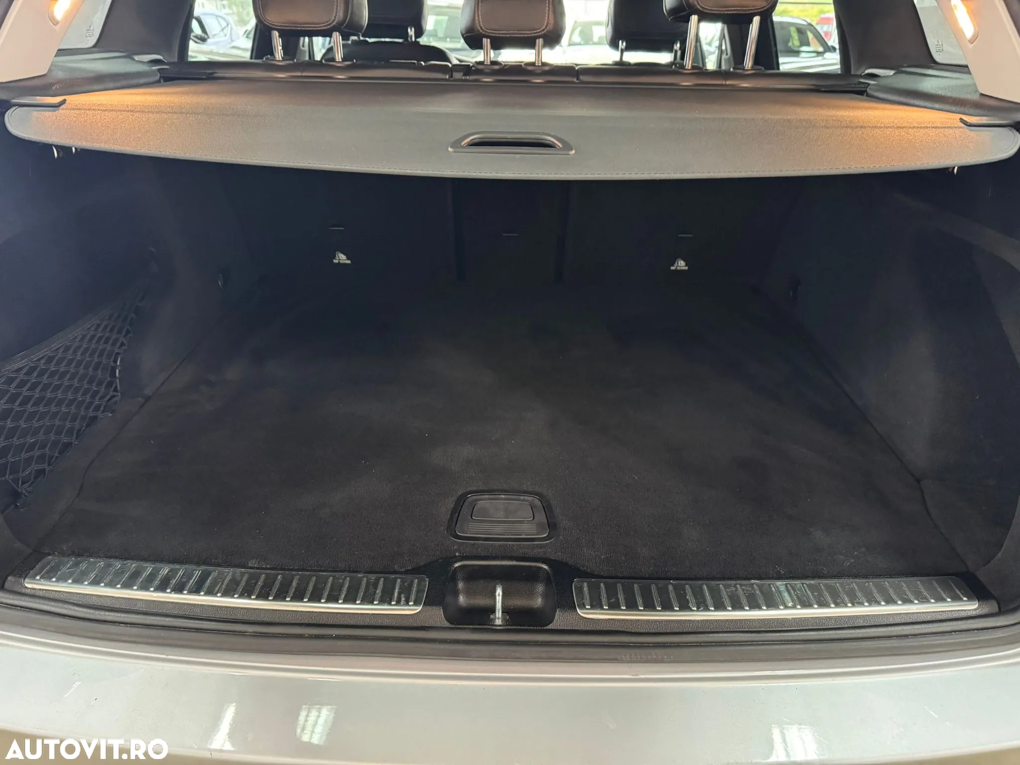 Mercedes-Benz GLC 300 d 4Matic 9G-TRONIC AMG Line - 12