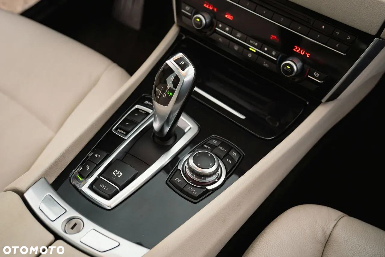 BMW 5GT 530d Gran Turismo - 21