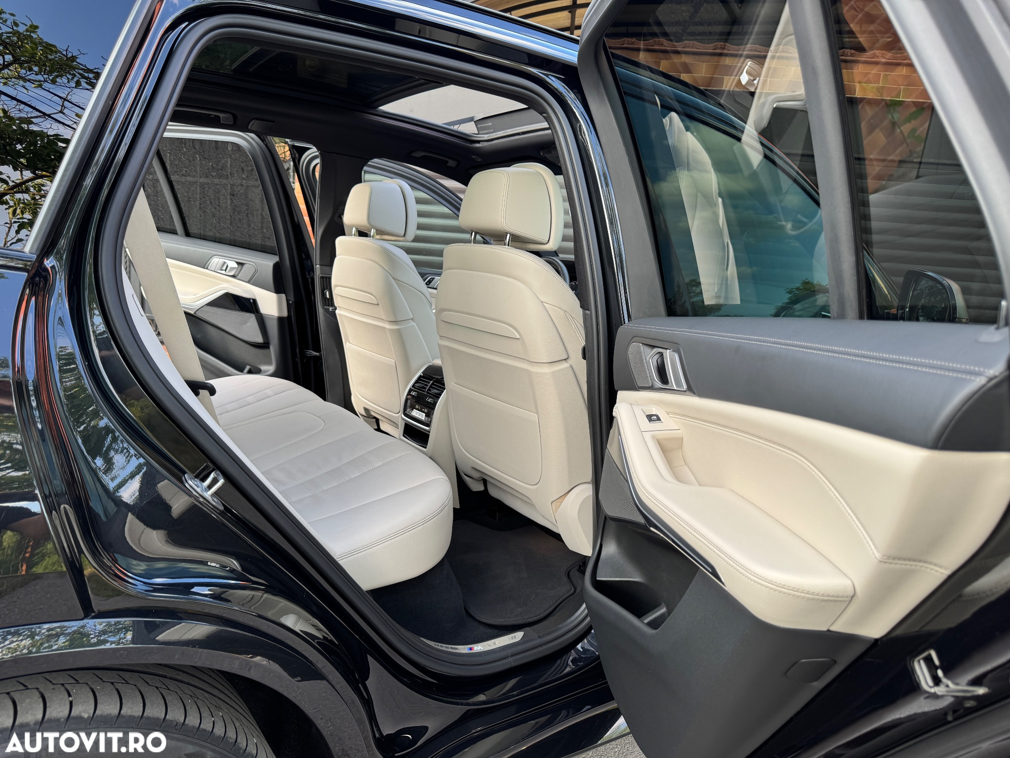 BMW X5 M M50d - 13
