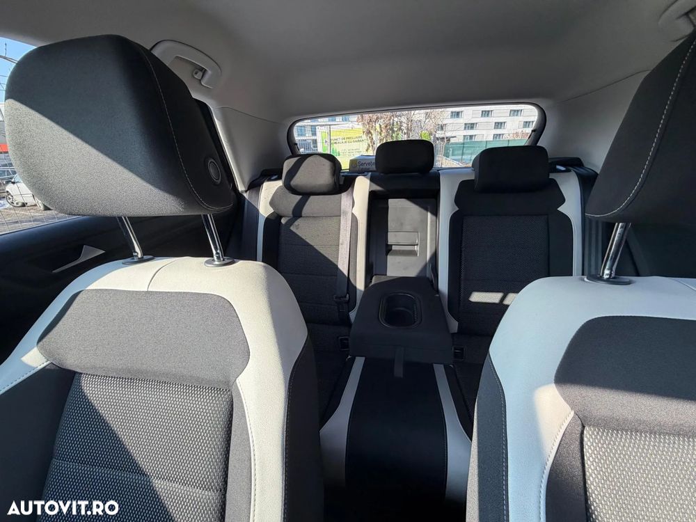Volkswagen T-Roc 2.0 TDI SCR 4MOTION DSG Style - 7