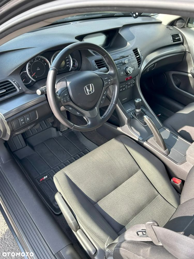 Honda Accord 2.0 Lifestyle - 11