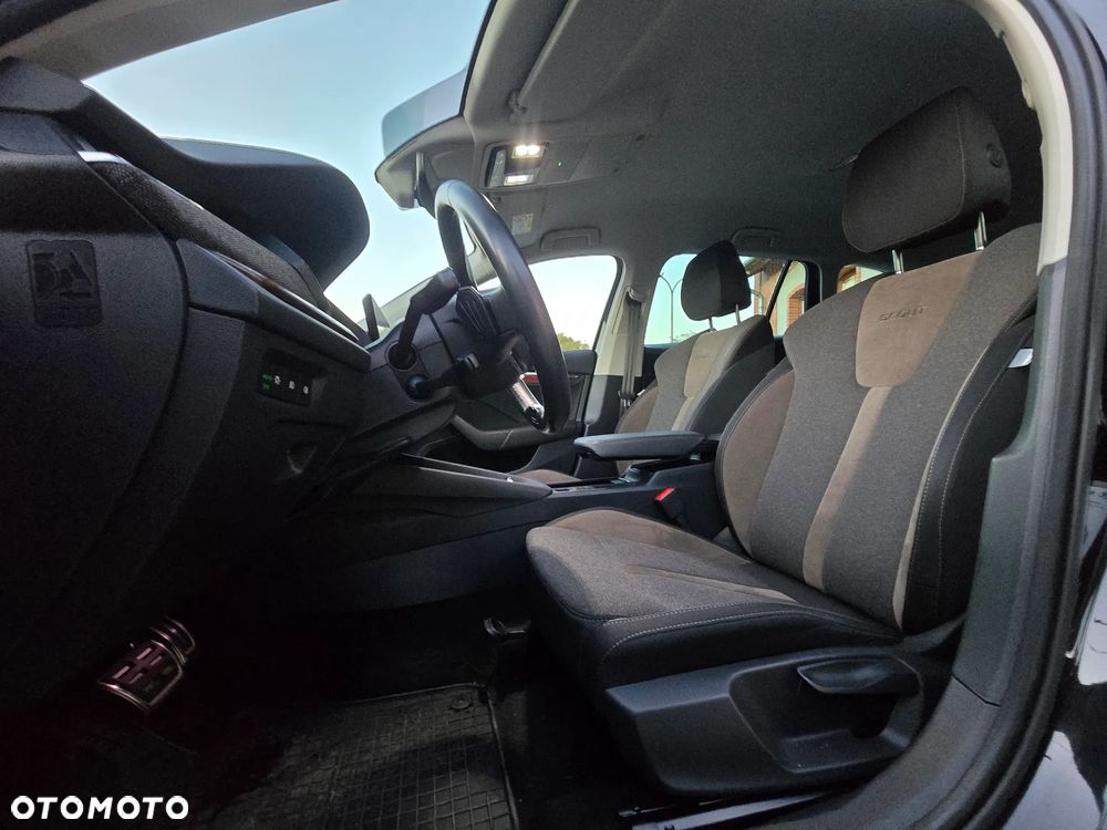 Skoda Octavia 2.0 TDI 4x4 DSG Scout - 9