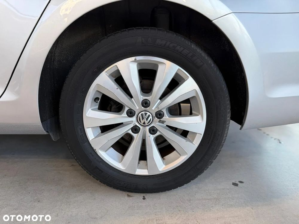 Volkswagen Golf VII 1.6 TDI BMT Comfortline - 17