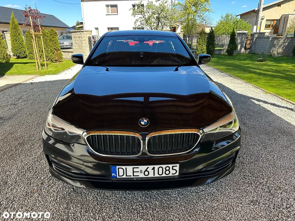 BMW Seria 5 520d Sport Line - 10