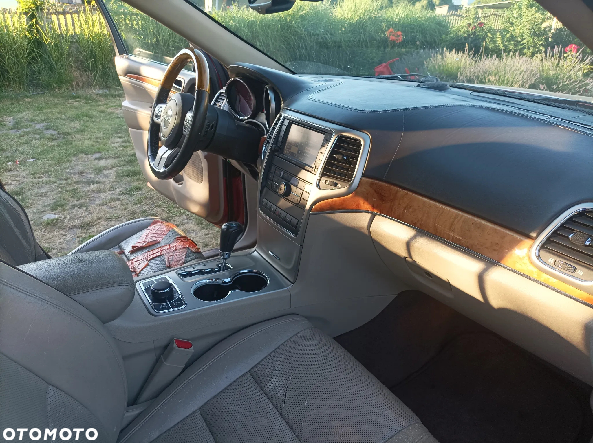 Jeep Grand Cherokee 5.7 V8 HEMI Overland - 8