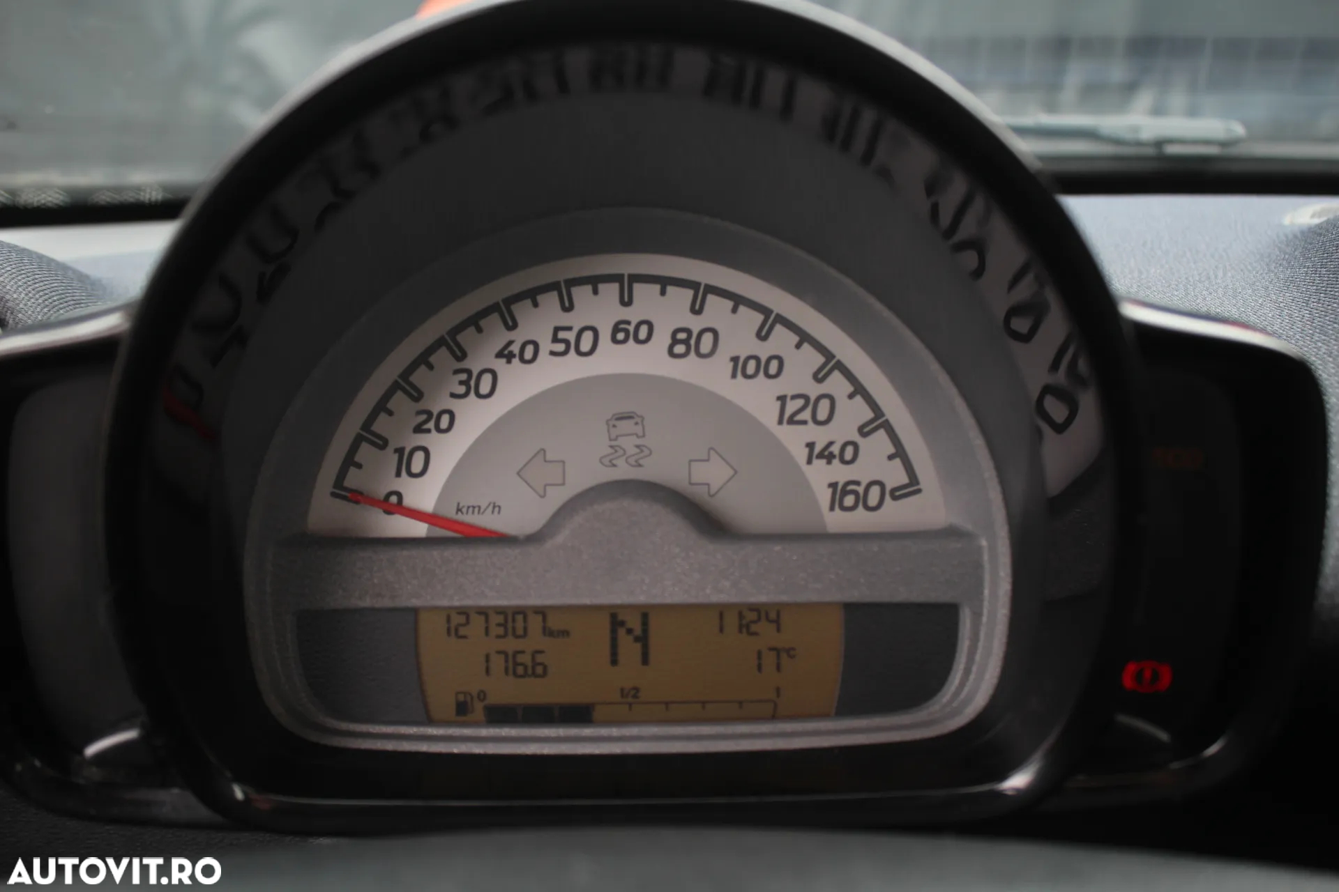 Smart Fortwo coupe 1.0 Micro Hybrid Drive pure Aut - 6