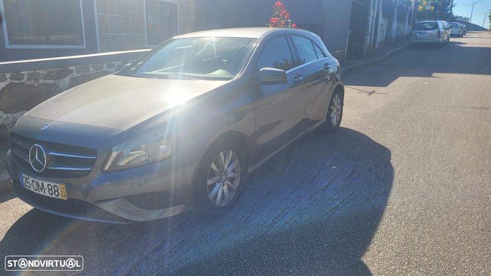 Mercedes-Benz A 180 d - 2