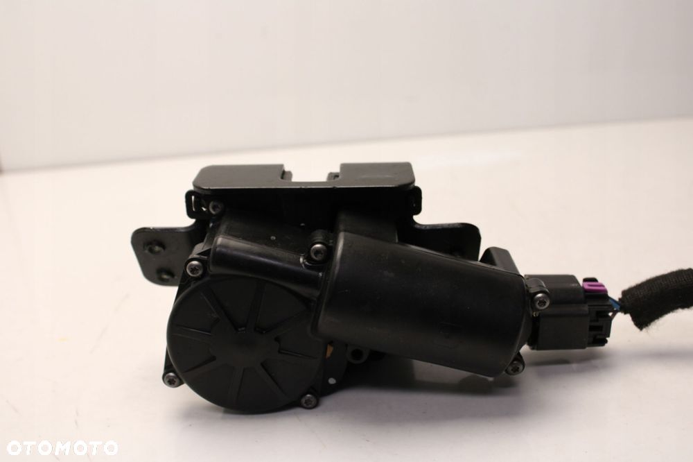 opel insignia a lift 13r- zamek klapy bagażnika tył tylny 13581405 - 3