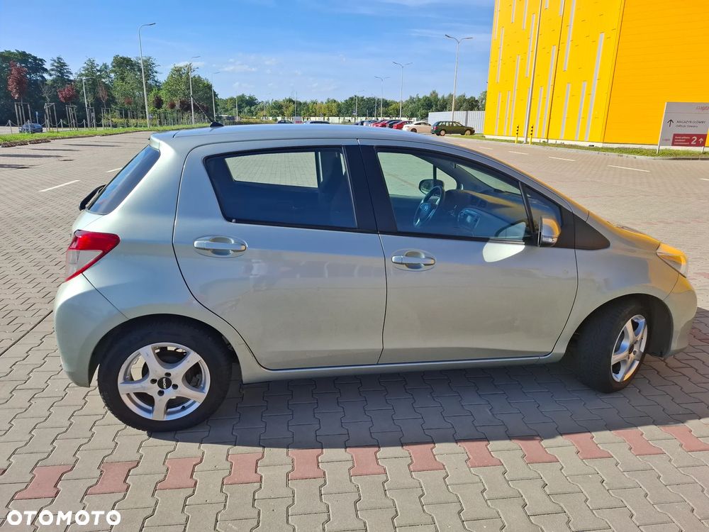Toyota Yaris 1.33 Prestige - 6