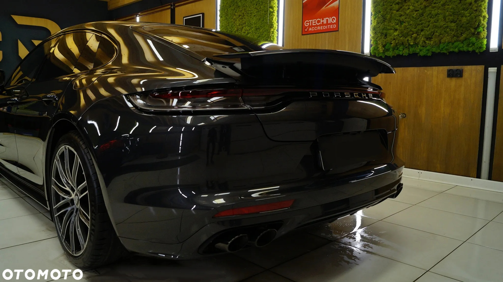 Porsche Panamera 4S E-Hybrid - 5