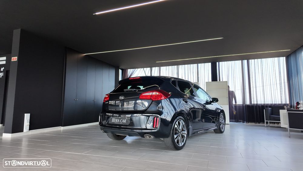 Kia Ceed 1.6 CRDi GT Line - 16