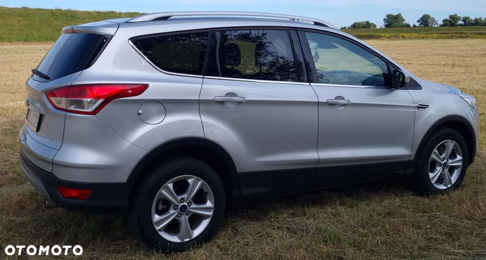 Ford Kuga - 4