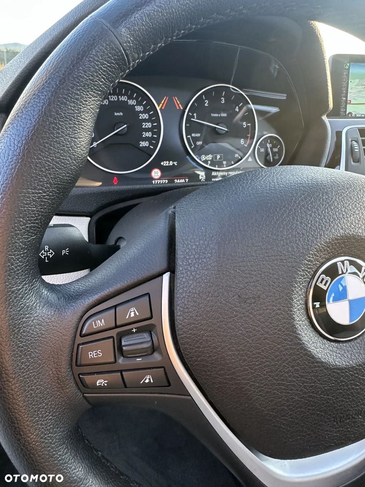 BMW Seria 3 325d Touring Luxury Line - 19