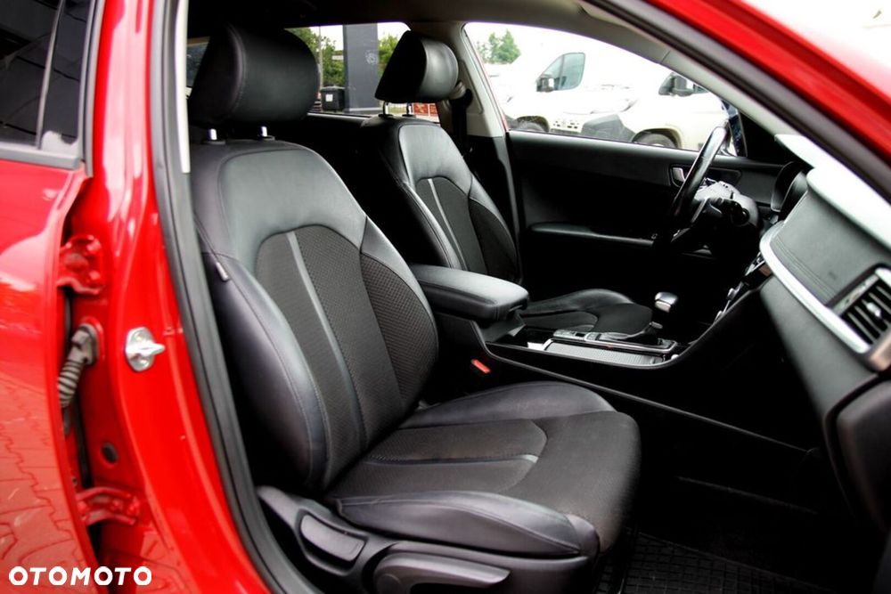 Kia Optima - 21