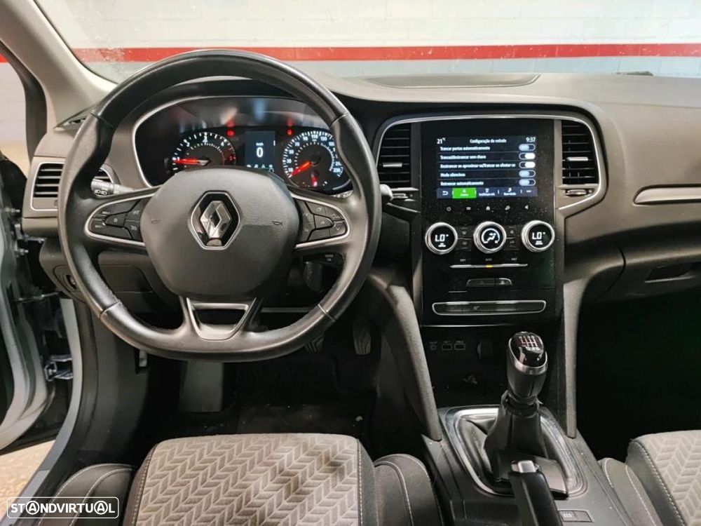 Renault Mégane 1.5 Blue dCi Limited - 7