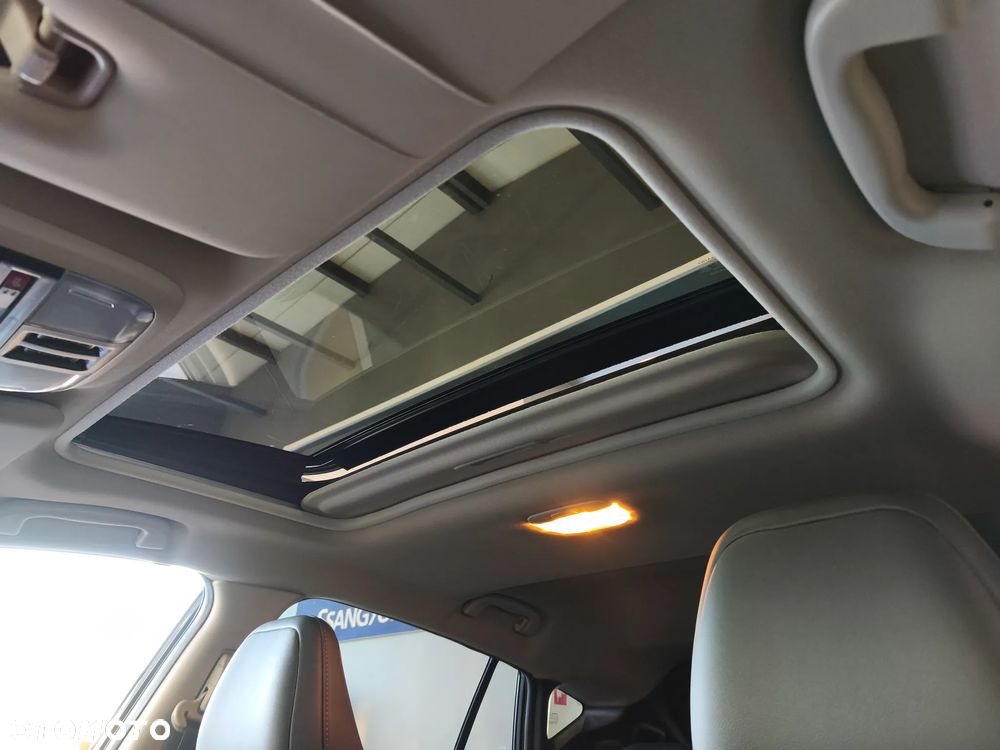 Subaru Crosstrek 2.0i-S e-Boxer Platinum (EyeSight) Lineartronic - 17