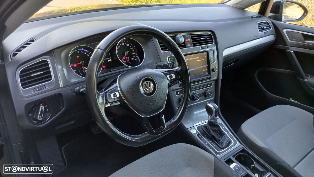 VW e-Golf AC/DC - 8