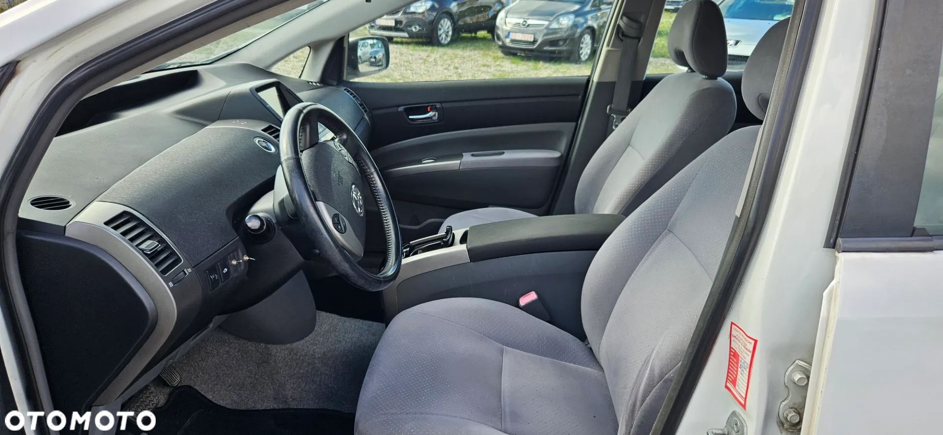 Toyota Prius 1.5 VVT-i Sol - 18