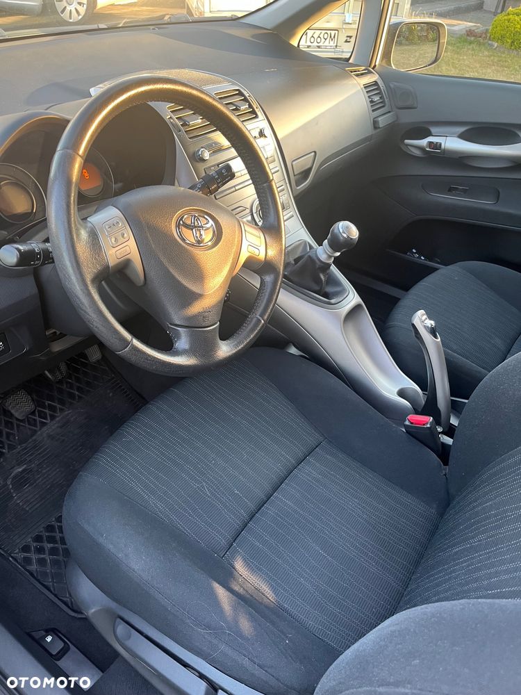 Toyota Auris 2.0 D-4D Prestige - 15